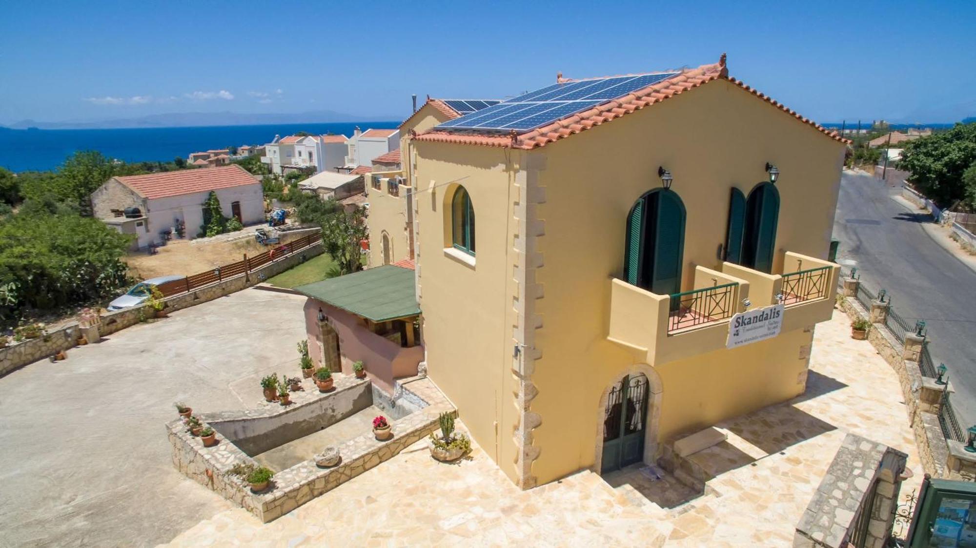 Skandalis Apartments With Pool Chorafakia Esterno foto
