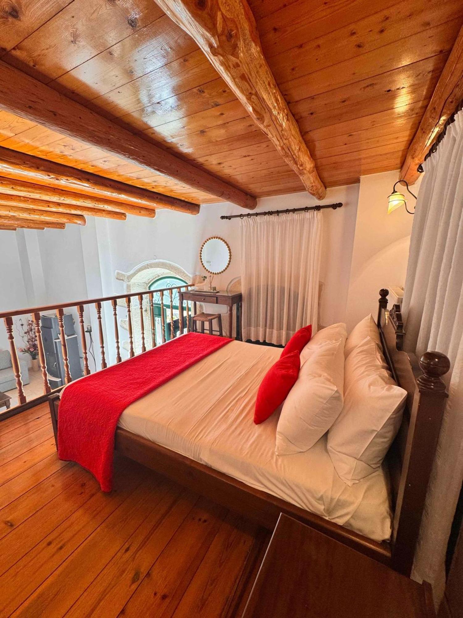 Skandalis Apartments With Pool Chorafakia Esterno foto